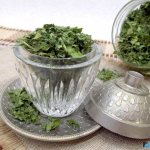storing dried parsley