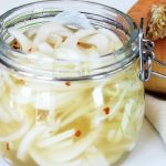 The best tips on how to prepare onions for the winter