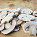 Introduction to the diet of raw champignons